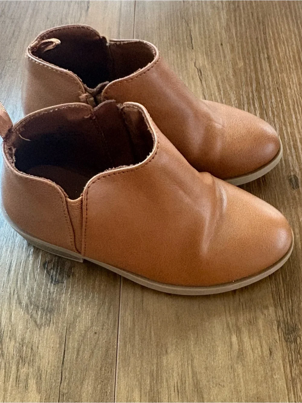 Old Navy classic tan